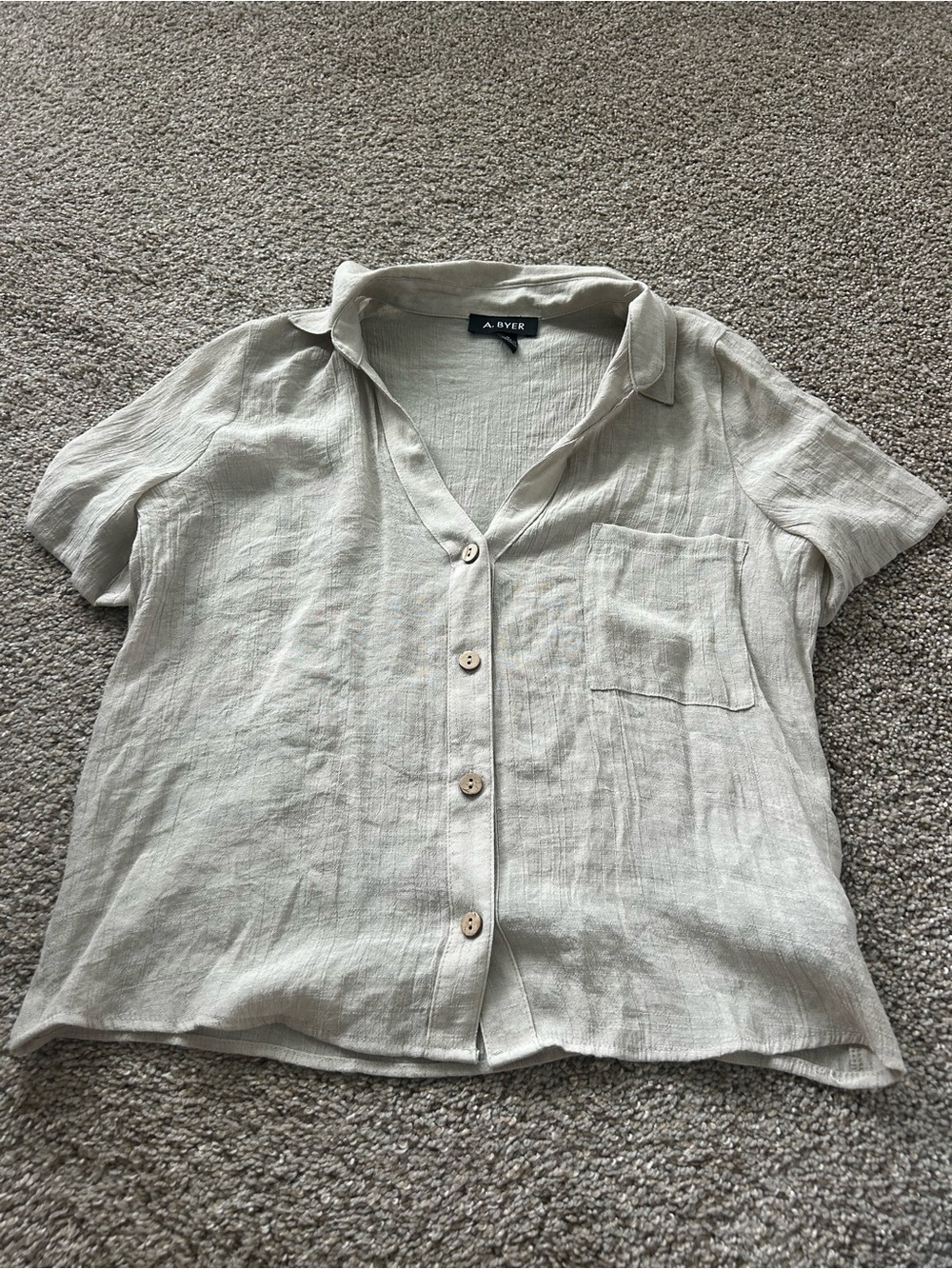 A. Byer Beige Short-Sleeve Button Front Camp Collar Top